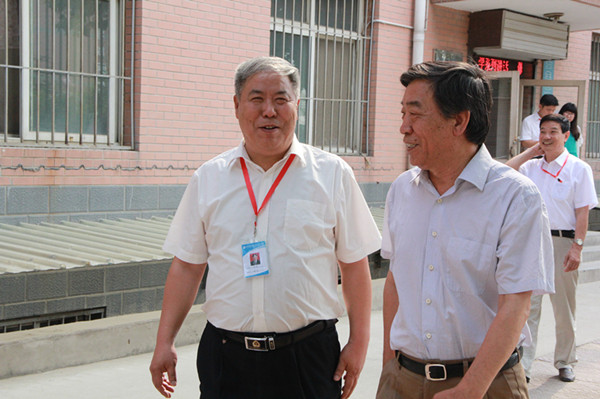 河北省民办教育协会调研组莅临bat365调研