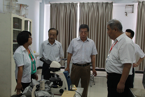 河北省民办教育协会调研组莅临bat365调研