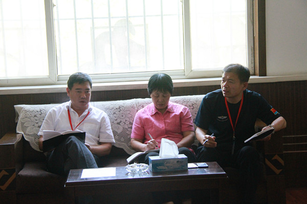 bat365召开2016届学生毕业典礼暨学位授予仪式协调会议