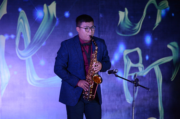 bat365举办第四届地学文化节