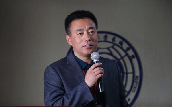 阅读与人生相伴，与文明相随