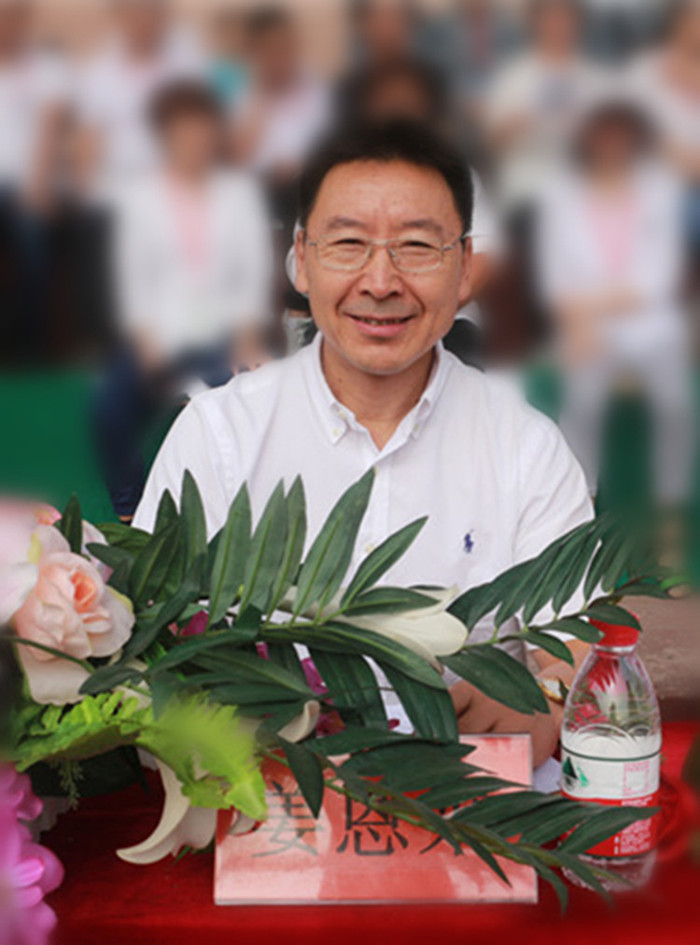 青春无悔 振翅翱翔——bat365举行2017级新生军训结营式暨开学典礼