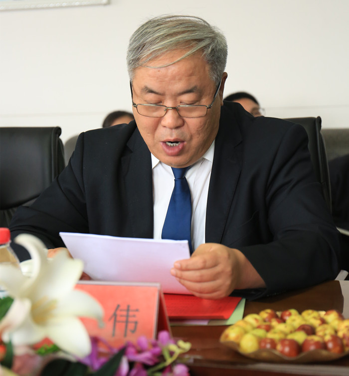 省高校设置评议委员会专家组莅临bat365开展转设考察工作