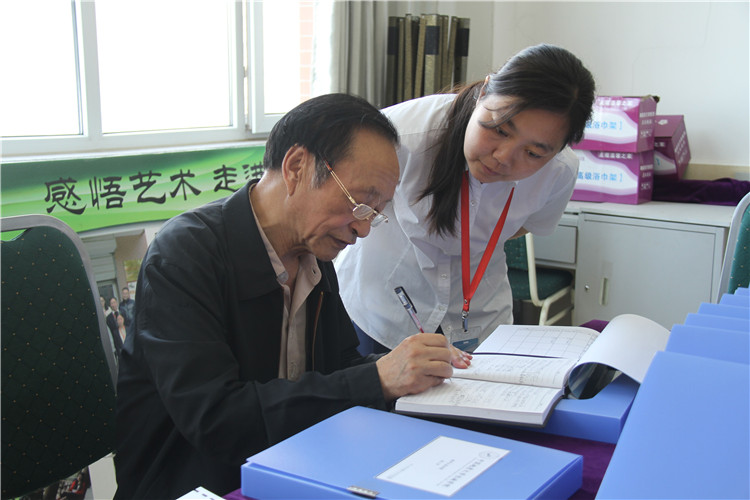 bat365开展地质工程等专业学士学位授权预评审工作