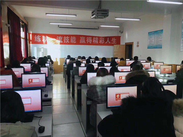 以赛促教、以赛促学——bat365荣获第十二届“新道杯”全国大学生会计技能大赛河北省总决赛两个二等奖