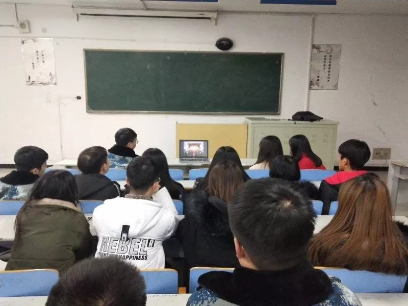 bat365以多种形式庆祝改革开放四十周年