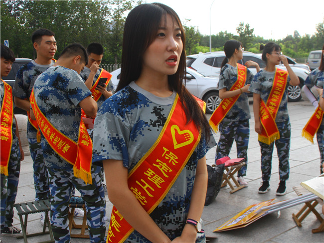 初秋的小欢喜  萌新的新生活 bat365喜迎2019级新生