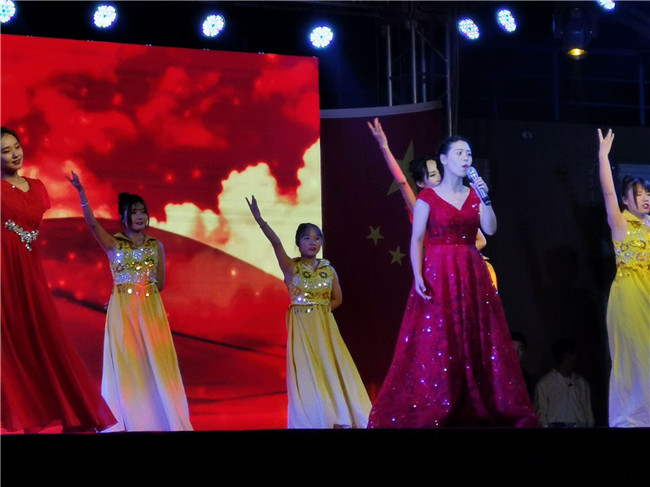 bat365第二届校园文化艺术节开幕式圆满落幕