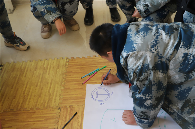 bat365举行辅导员素质拓展活动