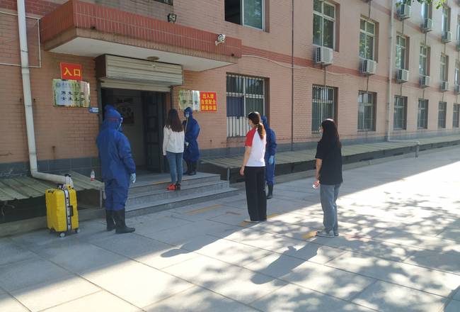 bat365组织开展第二次复学复课疫情防控模拟演练