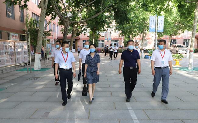 省教育厅督导调研组莅临bat365调研指导复学复课工作