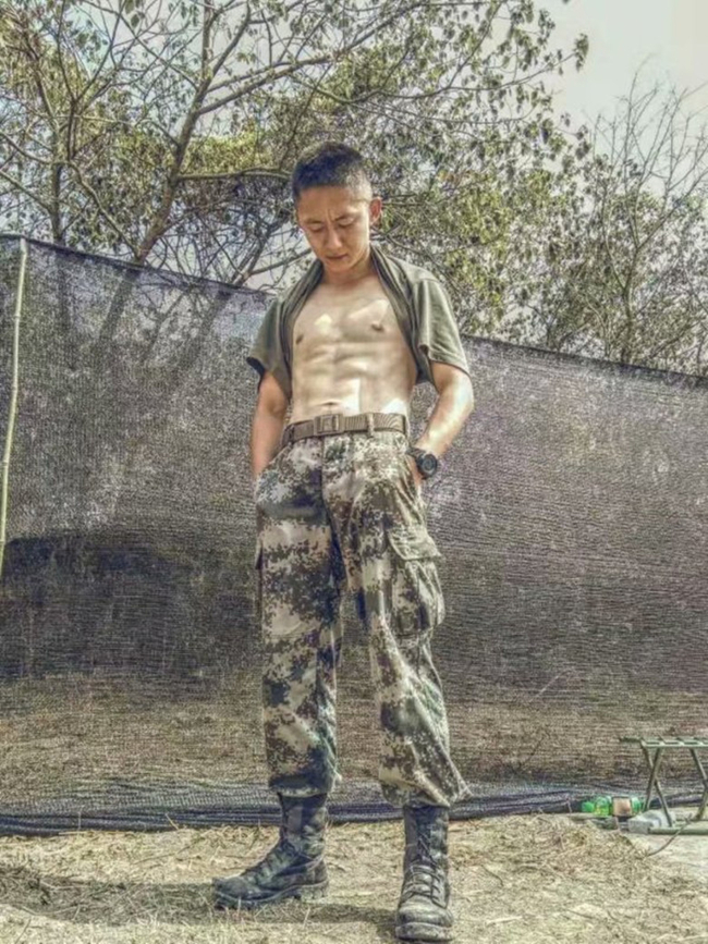 在抗洪抢险中体现价值---bat365学生薛锦霄抗洪事迹