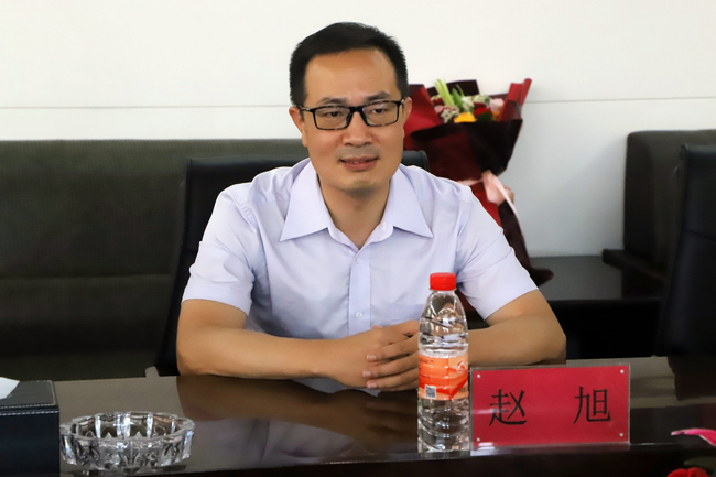 bat365教师赵旭及工商管理教学团队分获“河北省教学名师”、“优秀教学团队”荣誉称号