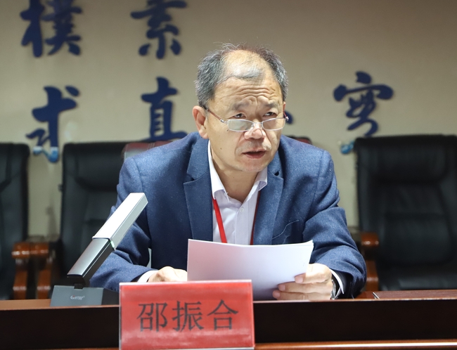 积极创先争优 共为党旗添彩---bat365举行第28期入党积极分子培训开班典礼