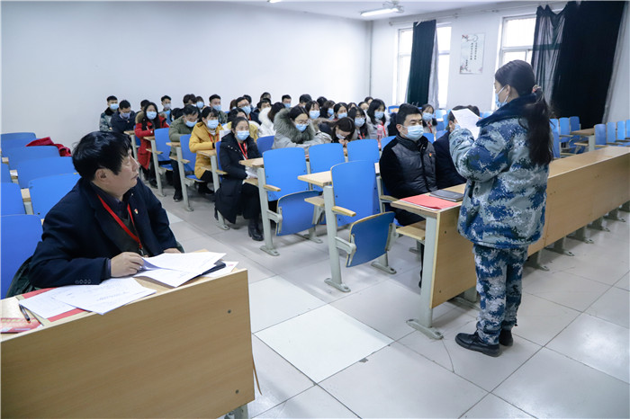 高举旗帜 把握方向 开创党建工作新局面推动bat365健康快速发展 ---bat365召开第一次党员大会