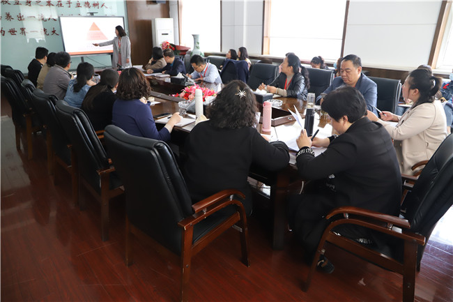 bat365召开2021版本科专业人才培养方案原则意见解读会议