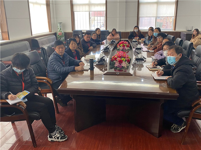 bat365组织党员收看河北省第十次党代会