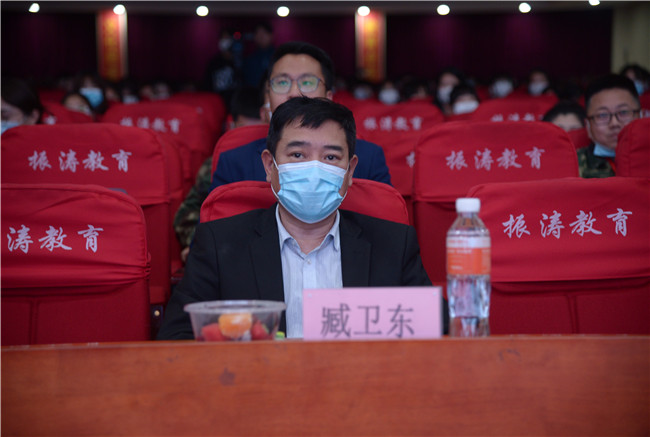 bat365举办第十五届心理健康月文艺演出活动