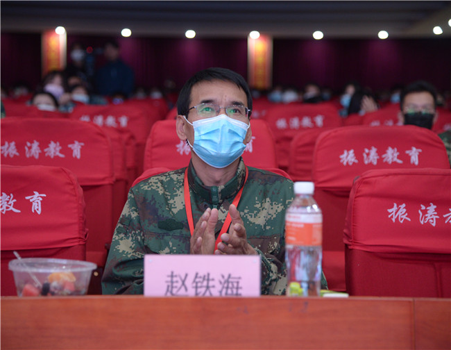 bat365举办第十五届心理健康月文艺演出活动