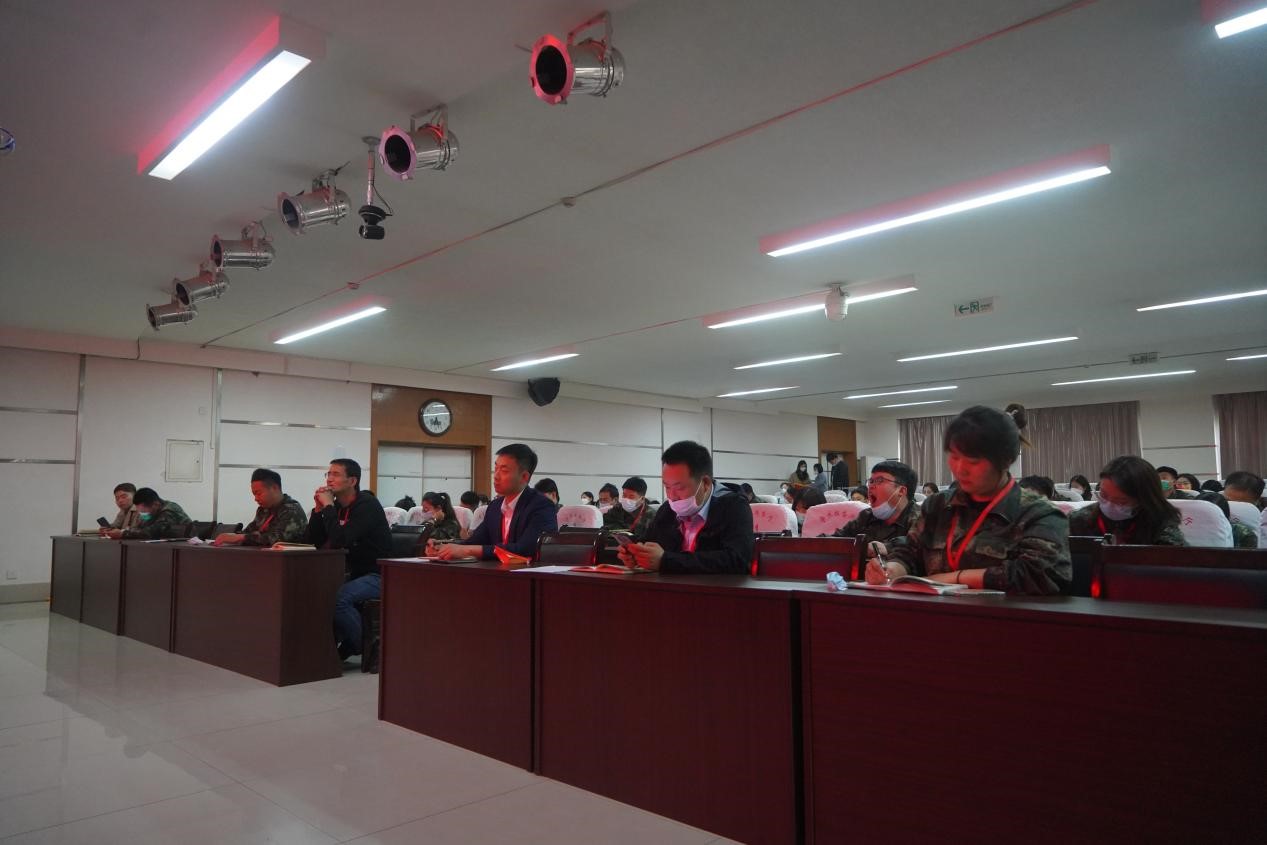 bat365官方官网召开学管干部培训周会2022.5.9
