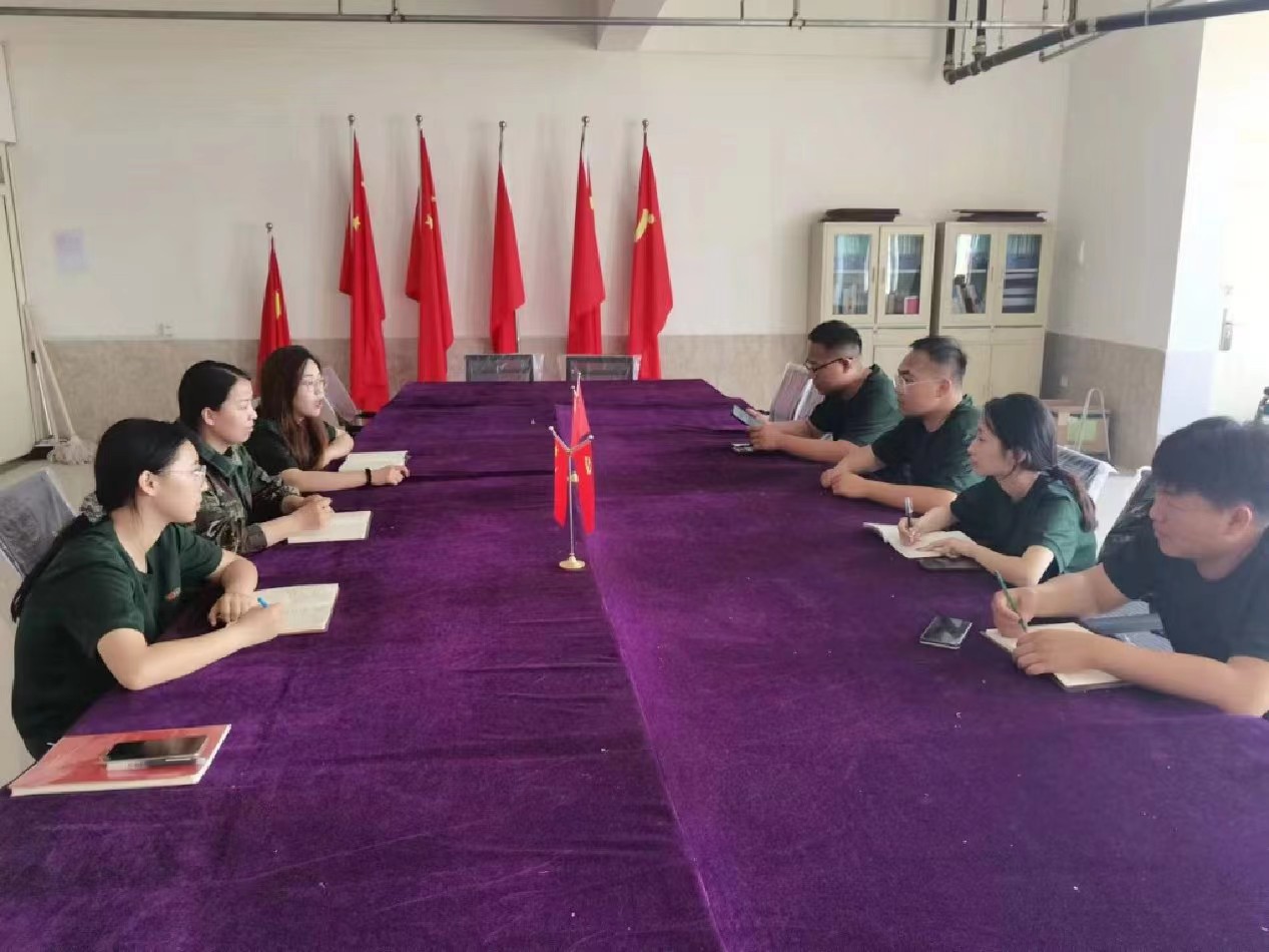 bat365官方官网开展“传帮带”式新入职辅导员培训day3