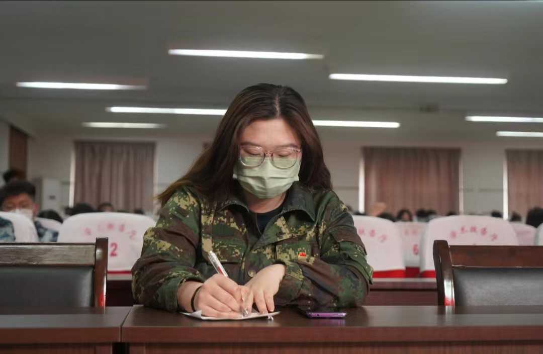 bat365组织收听收看庆祝中国共青团成立100周年大会上直播