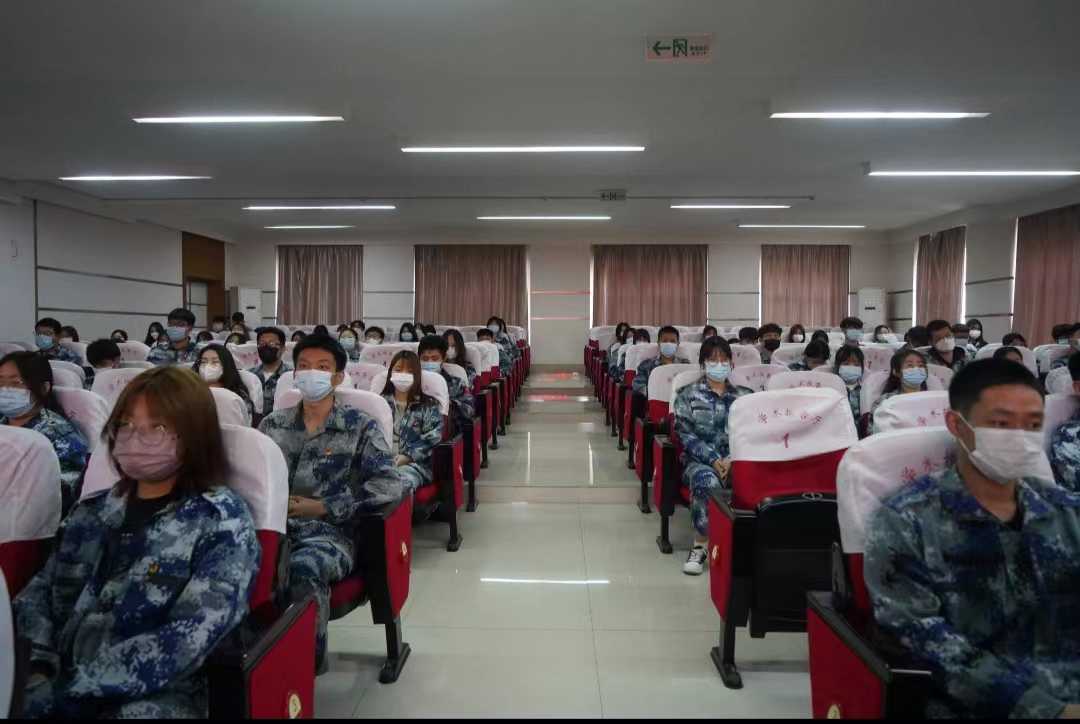 bat365组织收听收看庆祝中国共青团成立100周年大会上直播