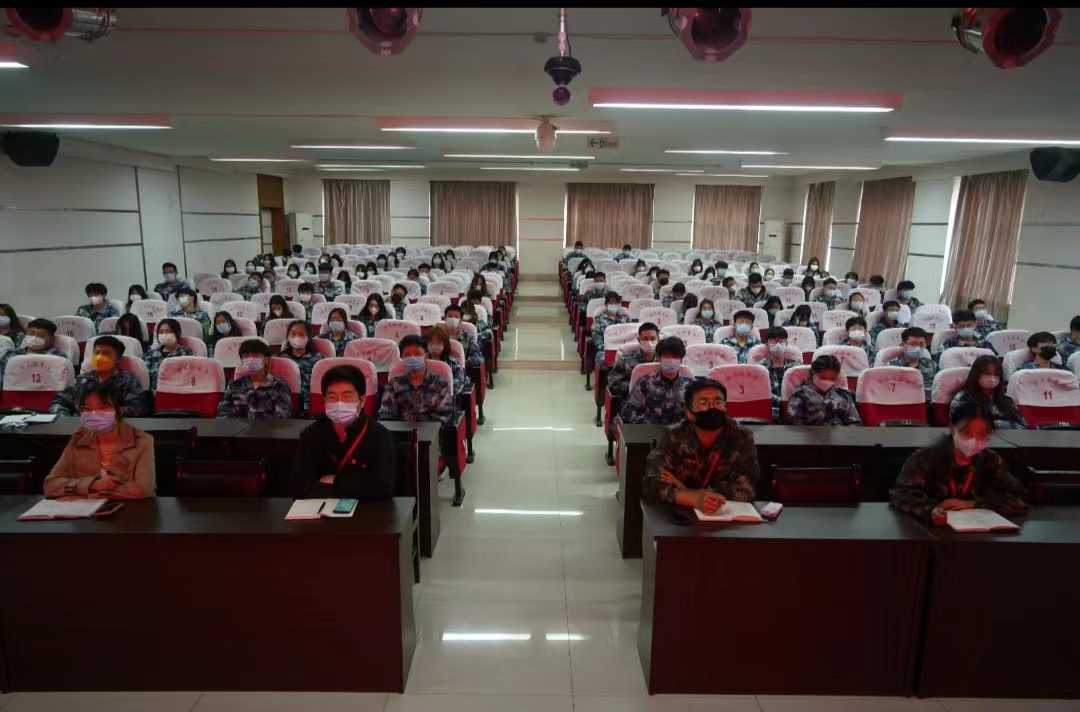 bat365组织收听收看庆祝中国共青团成立100周年大会上直播