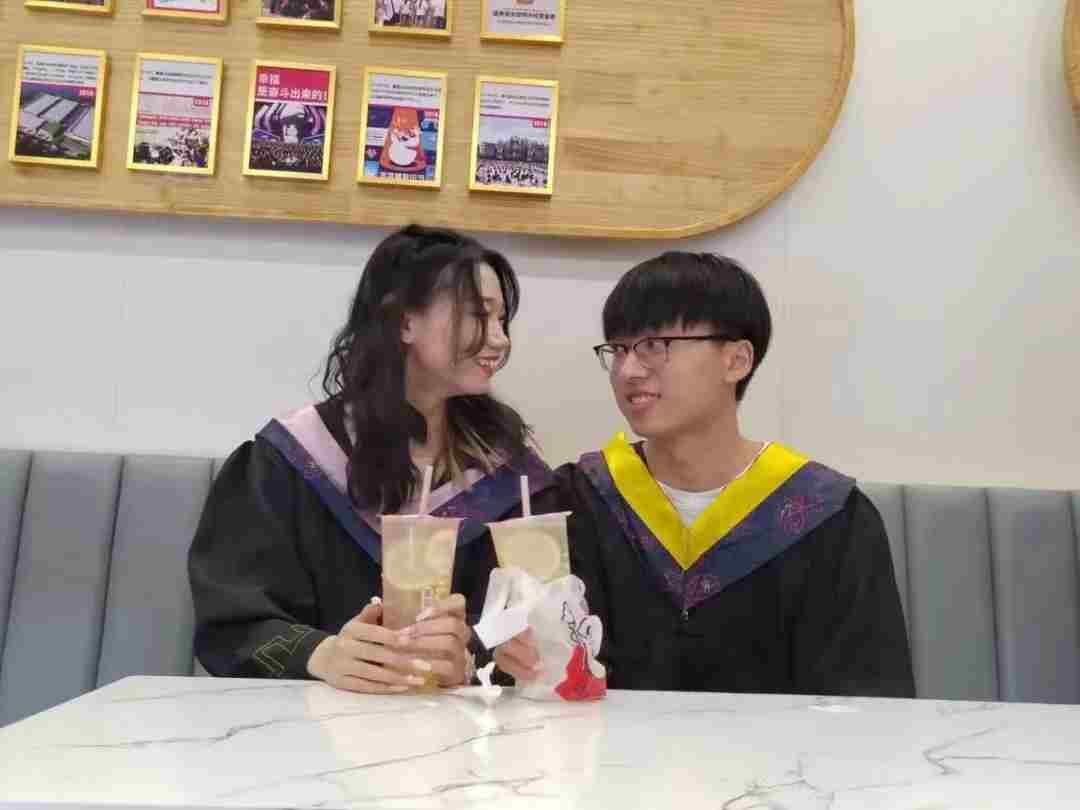 谈一别奋斗路 聚四载同窗情  ——bat365官方官网2022届毕业 生欢送会