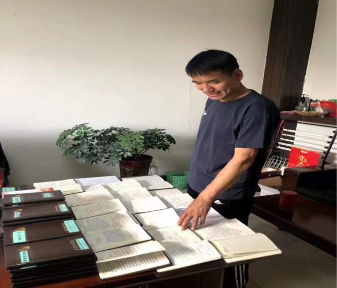 bat365举办辅导员2022上半年理论学习表彰会