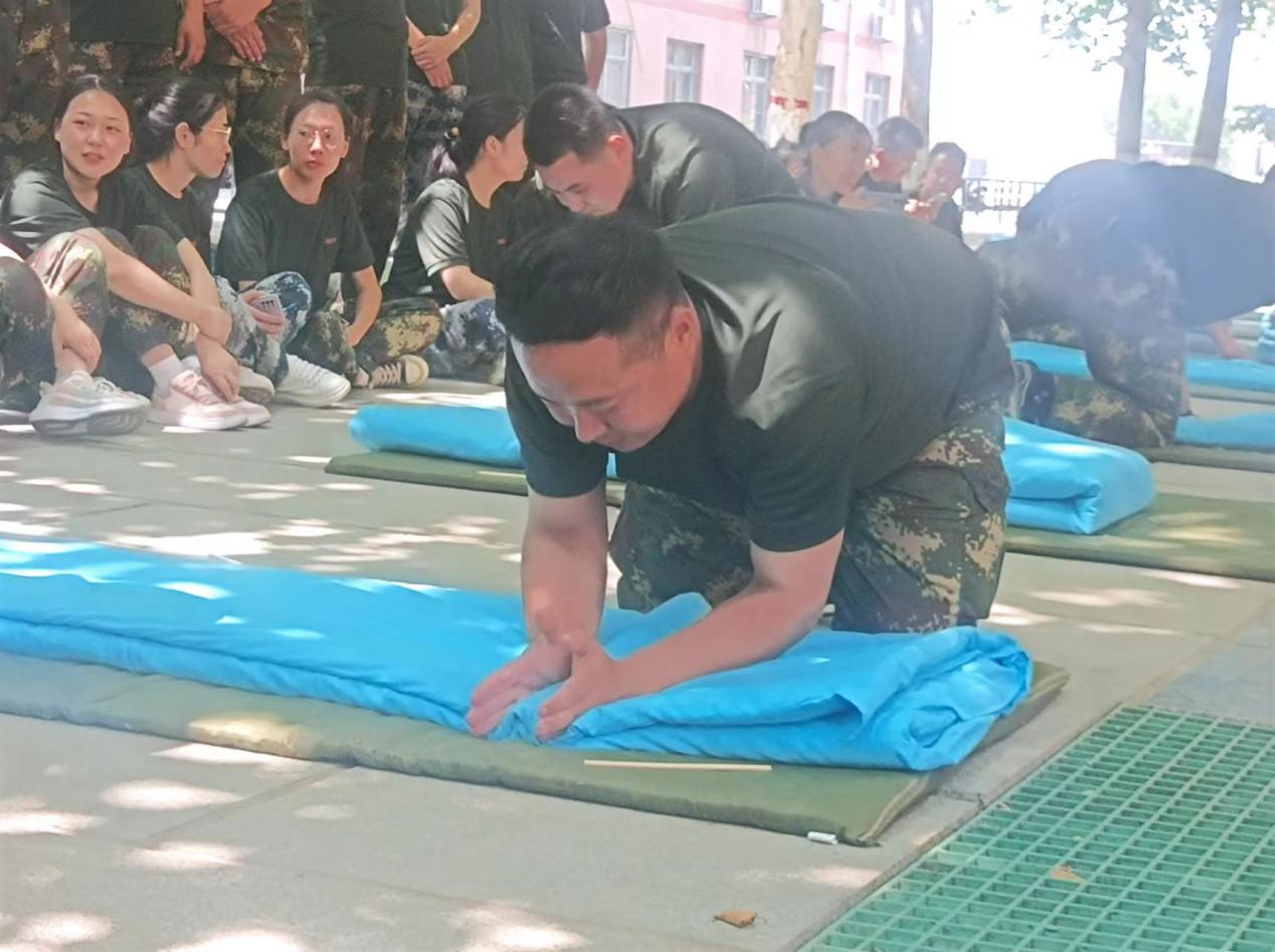 强化凝“新”聚力，赓续立德树人——bat365“传帮带”式新入职辅导员培训圆满结束