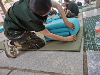 bat365官方官网开展“传帮带”式新入职辅导员培训day5