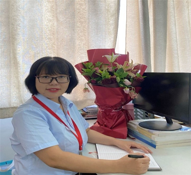 bat365教师闫贤贤及会计学教学团队分获 河北省“教学名师”、“优秀教学团队”荣誉称号