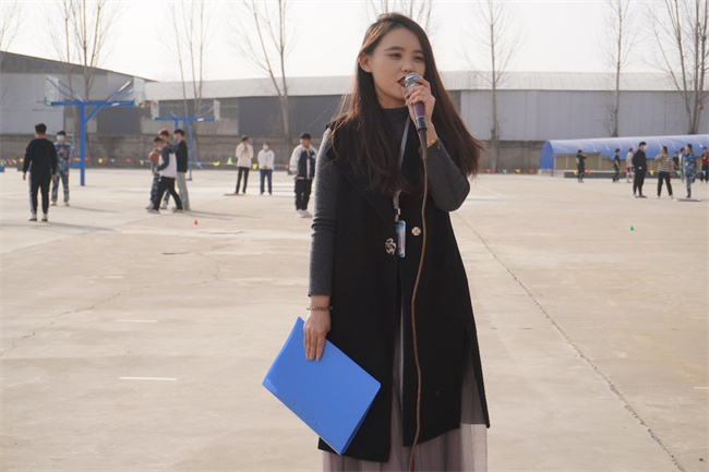 芬芳妇女节  感恩春晖情——bat365举办“三八”节趣味活动
