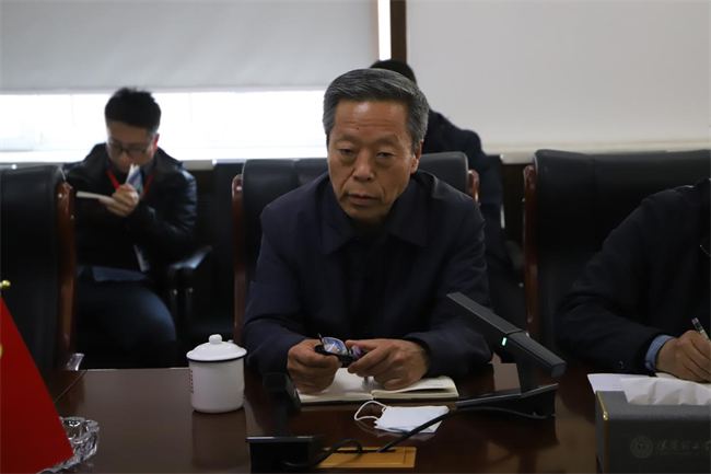 bat365召开中层干部例会