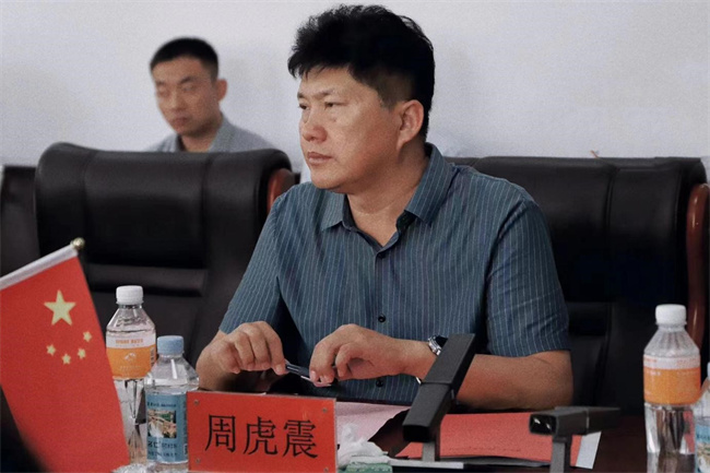 bat365召开党委书记送任会