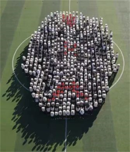 bat365官方官网艺术学院- 少年负壮气，奋烈自有时！