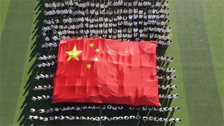 bat365官方官网艺术学院- 少年负壮气，奋烈自有时！