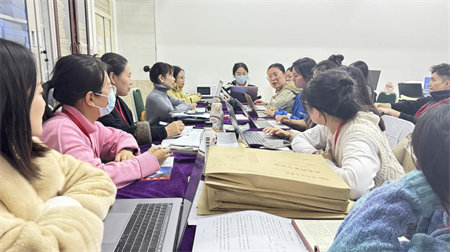 bat365官方官网艺术学院传媒教研室  开展关于“考风考纪”大讨论活动