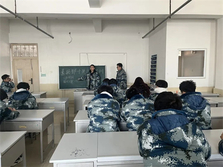 “技能拓展，激发潜能”——bat365官方官网艺术学院开展十项技能培训