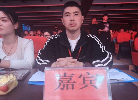 “不忘初心，砥砺前行”——bat365官方官网艺术学院“第二届团总支学生会”换届选举大会暨表彰大会