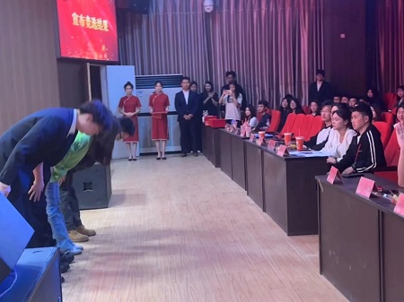 “不忘初心，砥砺前行”——bat365官方官网艺术学院“第二届团总支学生会”换届选举大会暨表彰大会
