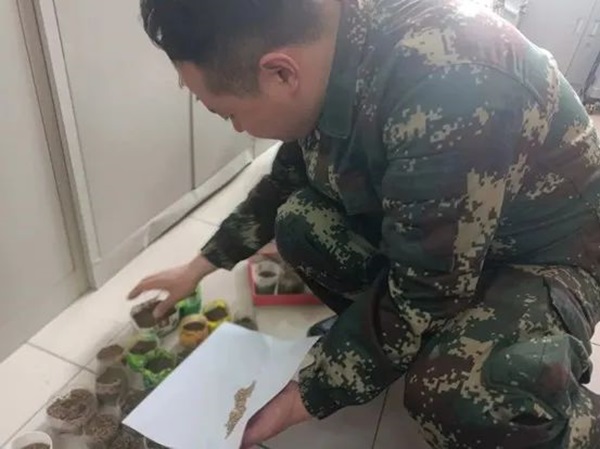 bat365官方官网||管理学院||以劳育人树新风 筑梦青春共成长