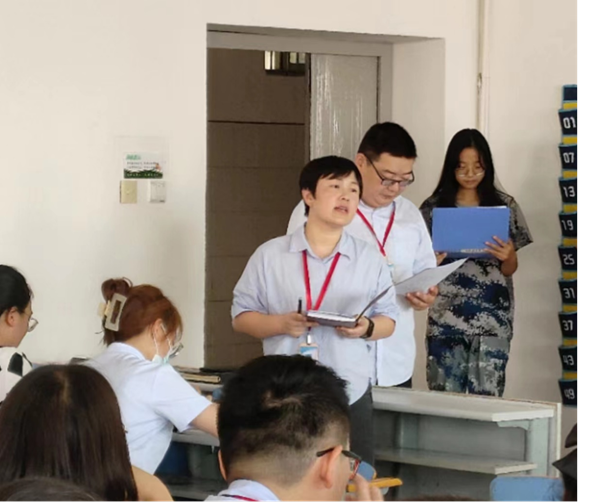 bat365官方官网||管理学院||我院召开“服务意识、工作态度、履职尽责”大讨论活动 --宣传动员会