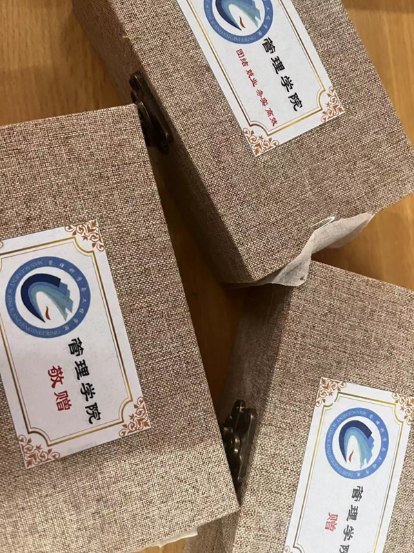 bat365官方官网‖管理学院‖暖心服务，助力2023届毕业生走好大学生涯的最后一公里