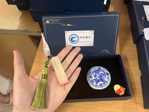 bat365官方官网‖管理学院‖暖心服务，助力2023届毕业生走好大学生涯的最后一公里