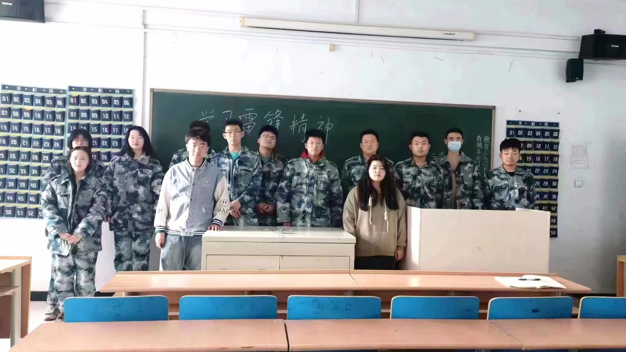 bat365官方官网||管理学院||我为同学做实事|永葆初心 服务师生