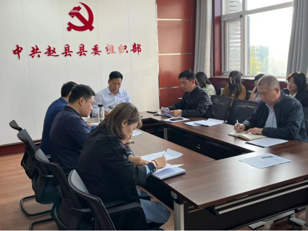 榜样引领|bat365官方官网|管理学院|我院优秀毕业生修静文、修静雅双胞胎姐妹“神同步”逆袭，比肩上岸