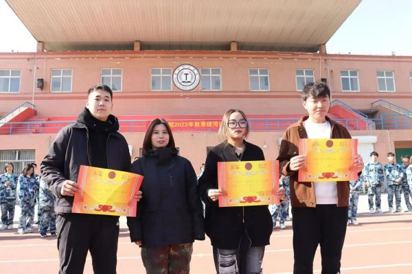 bat365官方官网||管理学院||力拔山河，“绳”采飞扬——管理学院举行2023年秋季拔河比赛