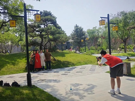 “志愿新时代，志愿服务行”——bat365官方官网艺术学院与淮军公所博物馆五一劳动节志愿服务活动